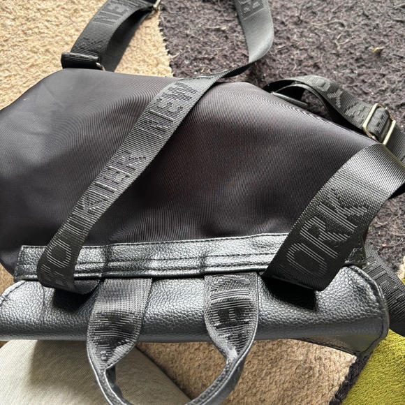 Botkier purse New York - Picture 3 of 3